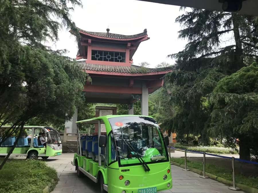 1-Day Mount Qingcheng and Dujiangyan Irrigation System Tour - Dujiangyan Ancient Irrigation System: the engineering story that still matters