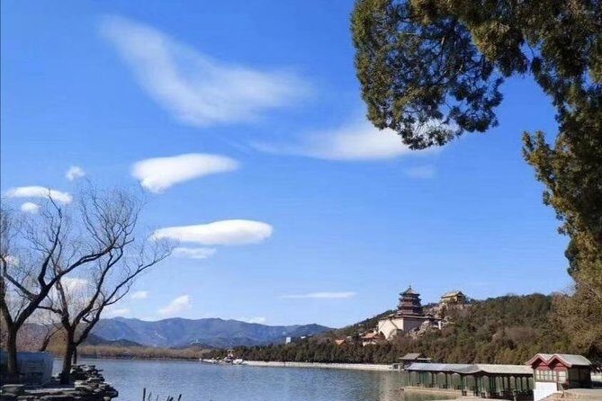 2-Day Beijing VIP private tour Forbidden City,Mutianyu Great Wall - Morning at Tiananmen Square: start early, then move with purpose