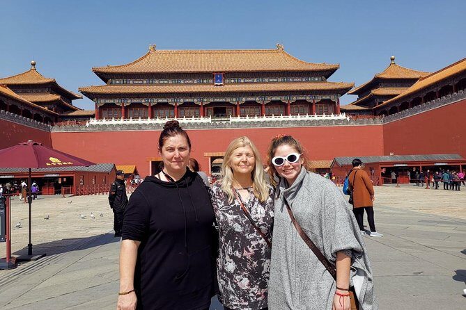 2-Day Private Beijing Tour with Forbidden City and Great Wall - Day 1 night option: Peking duck plus Red Theatre show
