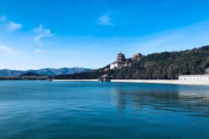 2-Day Private Tour of Incredible Beijing Highlights - Inside the Palace Museum: Taihe Dian, Heavenly Purity, and how to read the buildings