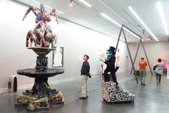4 Hour Private Beijing 798 Art Zone Walking Tour with Lunch Option - Key things I’d watch for in 798