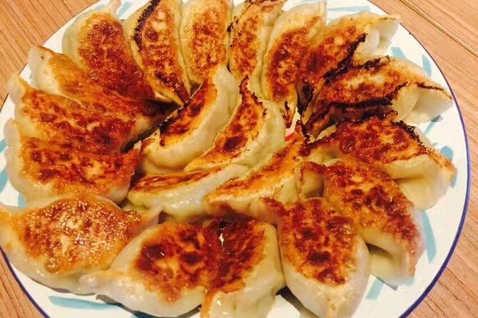 4-Hour Private Beijing Hutong Bike Tour with Dumpling Lunch - Tea at Wuyutai Tea Shop (Wangfujing): a hutong pause with real drink options