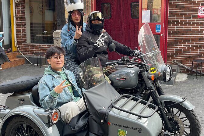 4 Hours Private Discover Beijing Tour by Sidecar - Hutongs and Houhai: alley life plus a lake-time reset