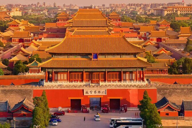 4 hrs Beijing Forbidden City Tour with Lunch or acrobatic Show - Tiananmen Square in 40 minutes: what to focus on