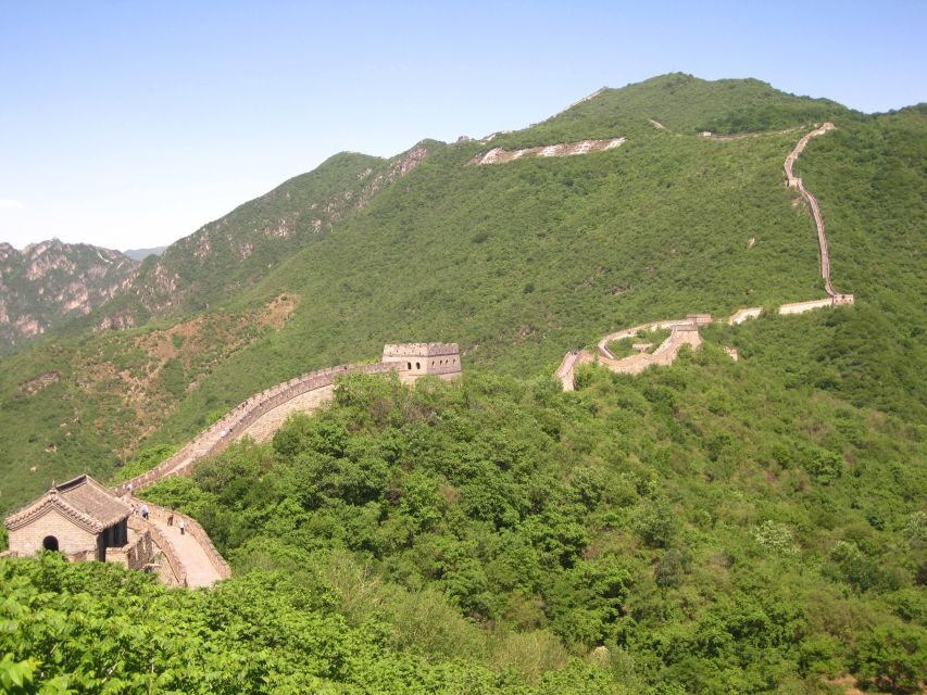 All-Inclusive Private Tour:Mutianyu&Huanghuacheng Great Wall - Entering Beijing’s Great Wall rhythm: what this day feels like