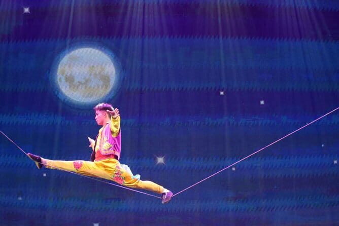 Beijing Acrobatic Show in Red Theater with Guide and Transfer - The guide and transfer: why this package feels easier