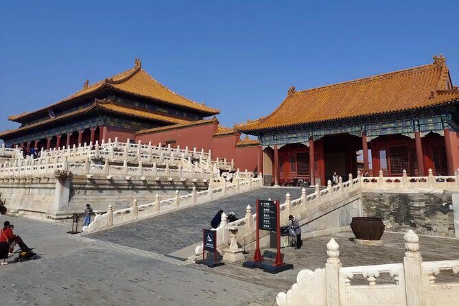 Beijing Airport Layover Forbidden city Great Wall Private Tour - Lunch and logistics: the “small” details that actually save you