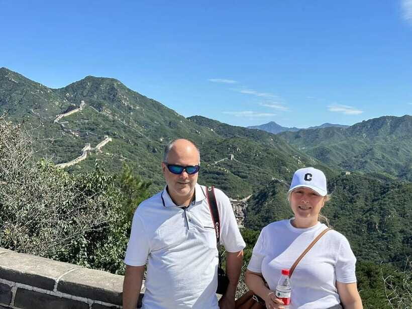 Beijing: Badaling Great Wall Private Tour w Language Option - Badaling Great Wall Plaza: meal time with a 15% discount