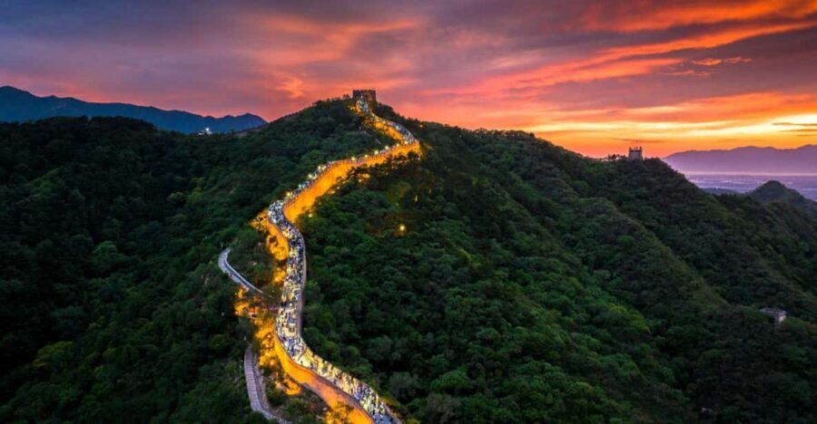 Beijing：Badaling Night Great Wall Ticket, Tour & Show - What the guides do well (and why that matters)