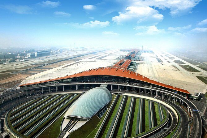 Beijing Capital International Airport Transfer: Airport (PEK) to Hotel Roundtrip - The meet-and-greet routine at PEK (and why it saves real time)