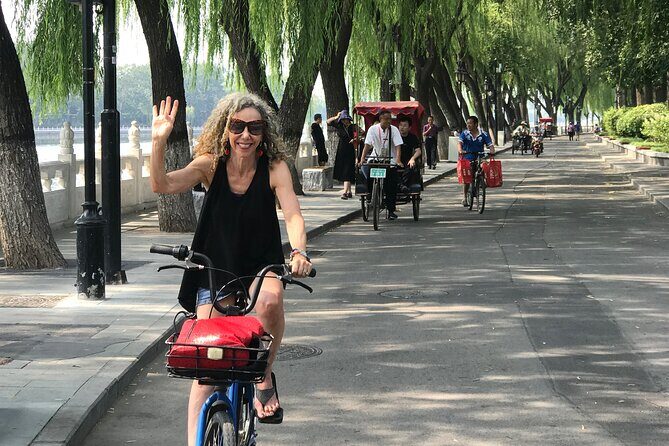 Beijing City Four-hour Bicycle Tour With a Private Guide - Lama Temple and Imperial Academy Street: more than a quick photo stop