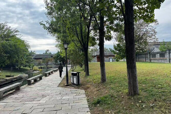 Beijing City Walk: Explore Hutongs Life and Old Beijing - Best timing and weather: morning vs afternoon vs night