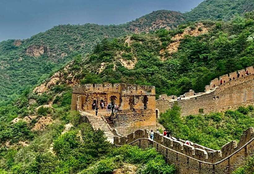 Beijing: Great Wall Layover Tour with a Native - The ride plan: electric car timing that protects your daylight