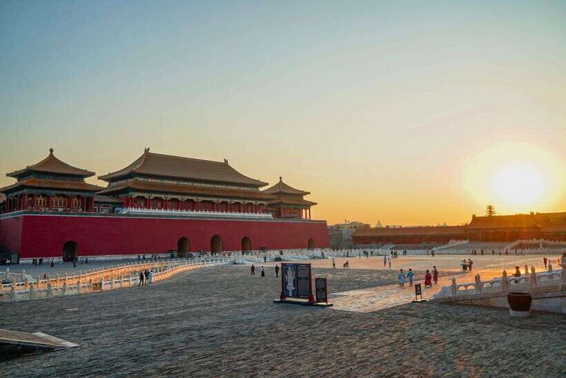 Beijing: Highlights of Forbidden City Private Walking Tour - Tian’anmen Square Reservation: The Part That Feels Bureaucratic