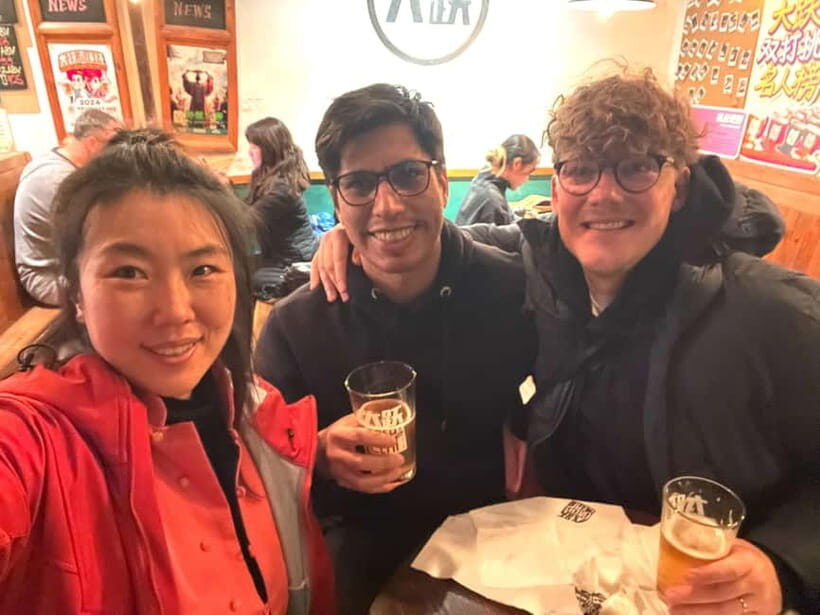 Beijing Hutong Dinner and Beer Walking Private Tour - Meeting at Shichahai: start point that saves time