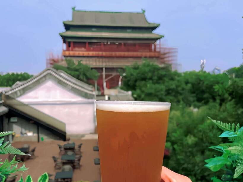 Beijing Hutong Dinner and Beer Walking Private Tour - Wanning Bridge and the canal-side mood shift