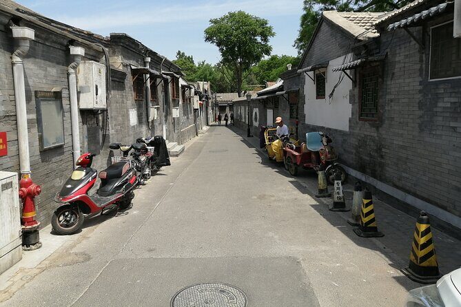 Beijing Hutongs Walking Tour - Empress’s Mansion and Wanrong: A Photo Stop With Teeth