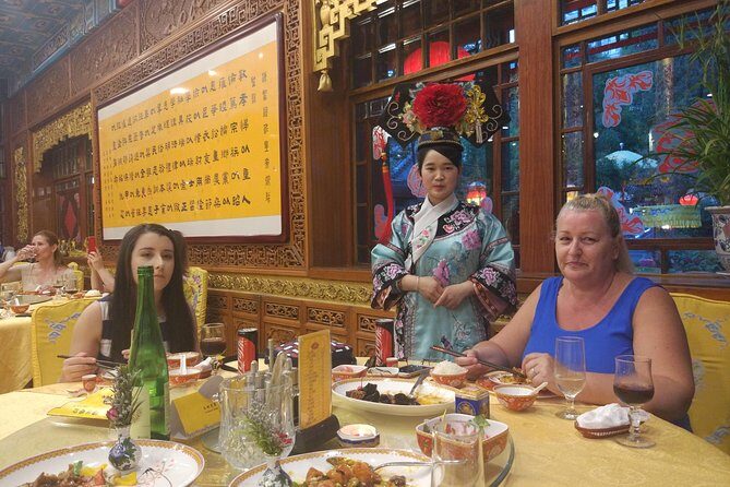Beijing Imperial Dining Experience at Bai Jia Da Yuan Restaurant with Houhai Lake Bar Tour - Houhai Lake Bar area: walk, choose a bar, beer included