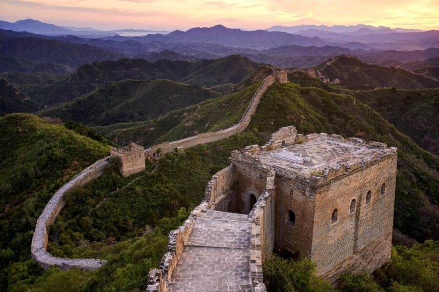 Beijing: Jinshanling and Simatai Wall&Gubei Watertown Tour - Price and value: is $185 worth a day of two walls and night views?