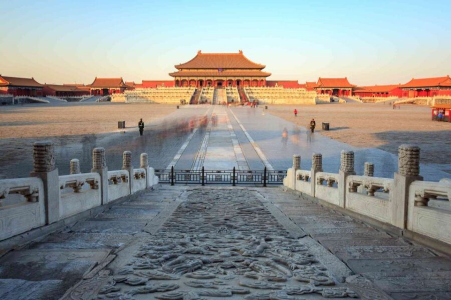 Beijing Layover Tour: Tailored Duration for Must-See Sites - Houhai hutongs, Qianmen Street, and Bird’s Nest at night