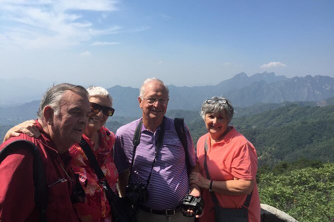 Beijing Mini Group Tour to Mutianyu Great Wall (Max 8+Tickets) - Cable car or ski lift: the easiest way to control your effort