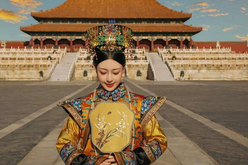Beijing: Must-Try Chinese Ancient Costume Rental& Photoshoot - Meeting at Jinyu Hutong Station and Getting Your Day Started