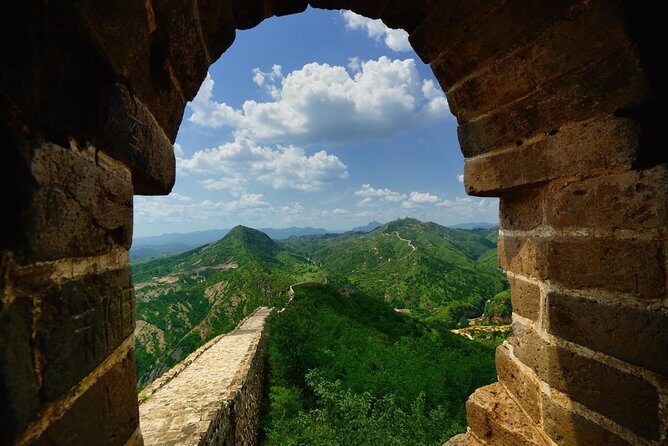 Beijing Mutianyu Great Wall Tour with Night View of Simatai and Gubei Water Town - Pace, walking, and what to wear for Mutianyu and Simatai