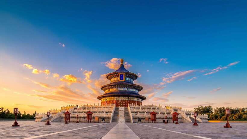 Beijing: Panda House w/Great Wall or City Sites Private Tour - Mutianyu Great Wall option: VIP access and a manageable 2-hour walk