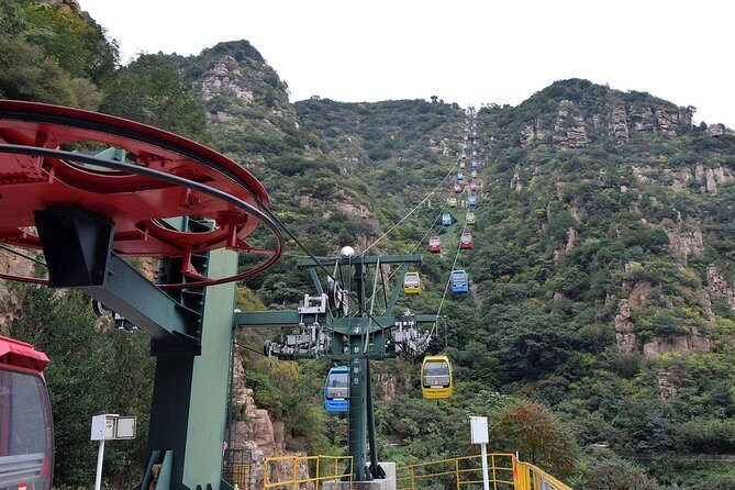 Beijing Private Tour to Shilinxia Cantilever Viewing Platform with Cable Car ride - A Smooth Start: Hotel Pickup and the Trip Out of Beijing
