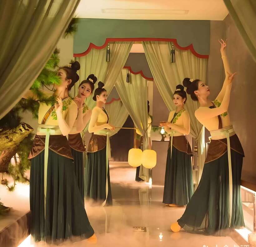 Beijing Royal Dinning Experience with cultural performance - Key things to know before you go