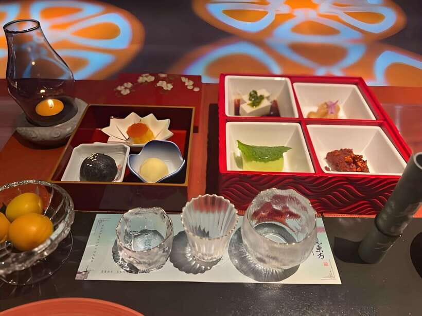 Beijing Royal Dinning Experience with cultural performance - A Royal Courtyard Just 2 Kilometers From the Forbidden City