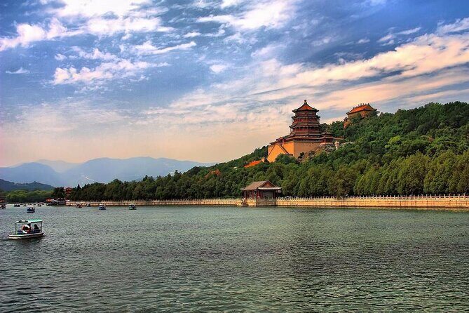 Beijing Summer Palace Entrance Ticket (with Optional Guided Service) - Getting in with the QR code: the one step you must not mess up