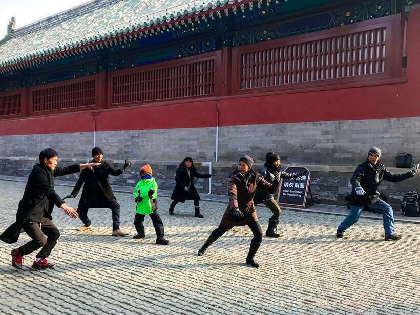 Beijing: Temple Of Heaven+Tai Chi Class+Tea Ceremony - Temple walk time: what to look for inside the “Ecco” wall moment