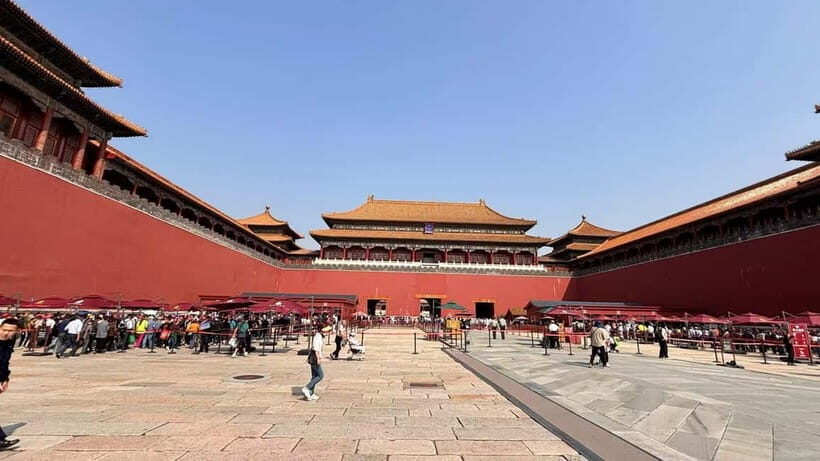 Beijing: The Forbidden City or Tiananmen Square Entry Ticket - Guided tour or self-guided: what changes in the way you see it
