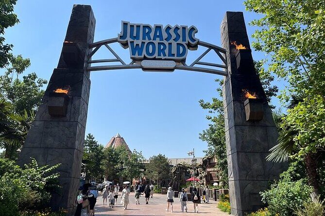 Beijing Universal Studios One Day Pass - Shows, food, and why your breaks matter