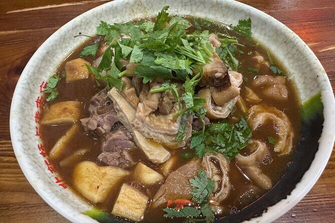 Beijing Walking Food Tour with a Local Friend - Dongsi Hutongs: your walking dining room