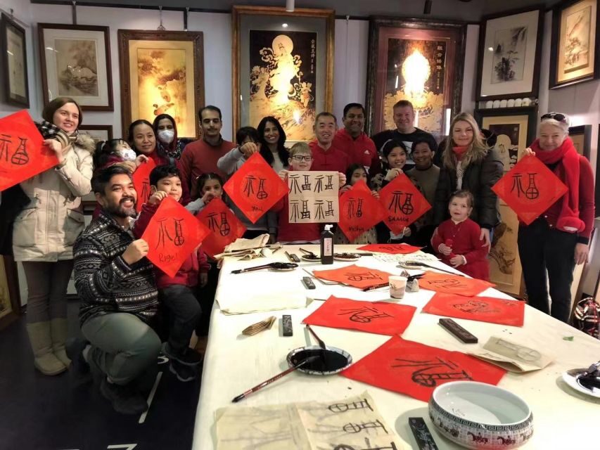Beijing Wangfujing Calligraphy Class Nearby Forbidden City - Inside the studio: what the class environment does for you