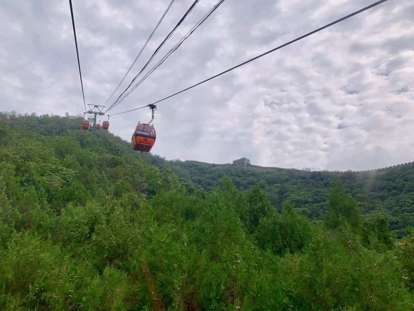 Beijing:Mutianyu/Badaling Great Wall Tour with VIP Fast Pass - The Unexplored Great Wall option: when no cable car is the point