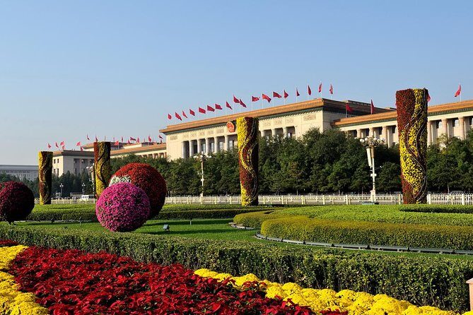 Boutique Tour: Four Must-sees of Beijing and Peking Duck - Temple of Heaven: Morning crowds and local Tai Chi energy