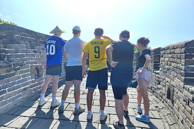 BusDa-Mutianyu Great Wall Sightseeing Full-day Bus Tours - $18.90 price check: what value looks like here