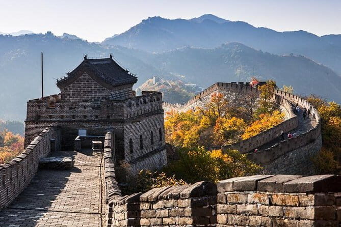 BusDa-Mutianyu Great Wall Sightseeing Full-day Bus Tours - Guide support: where the difference actually shows up