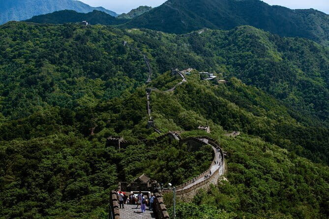 BusDa-Private Day Tours: Forbidden City & Mutianyu Great Wall - Mutianyu Great Wall: east line, west line, and optional rides