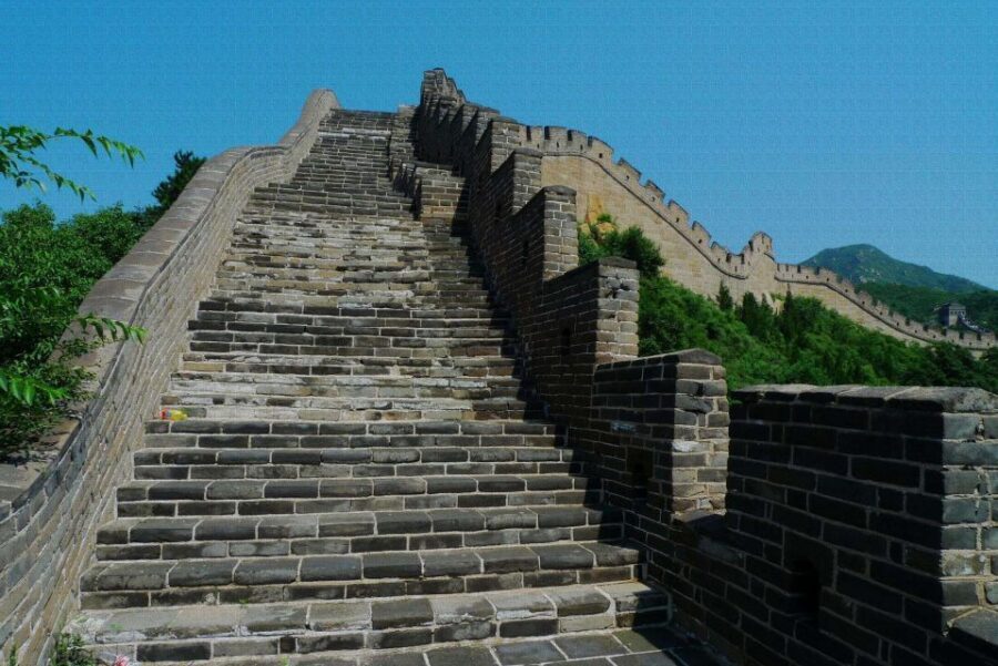 From Beijing: Badaling Great Wall Bus Group Tour - The Bilingual Guide Experience: Stories Matter as Much as Directions