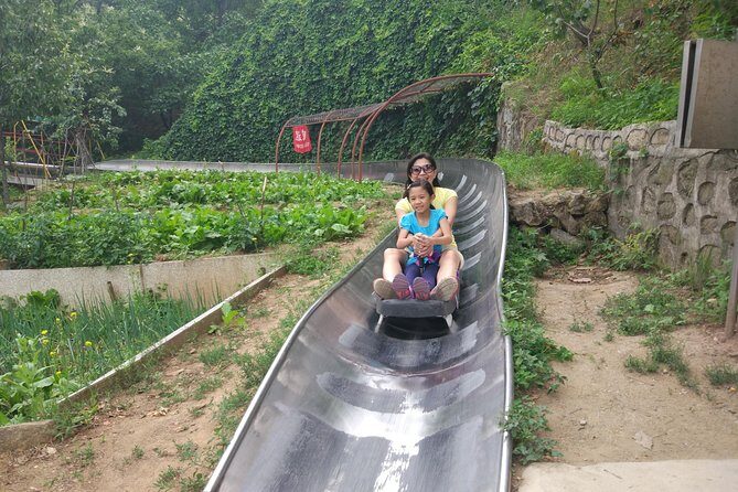 Group Tour to Mutianyu Great Wall - Lunch at the Foot of the Wall: Plan for a Simple, Local Meal