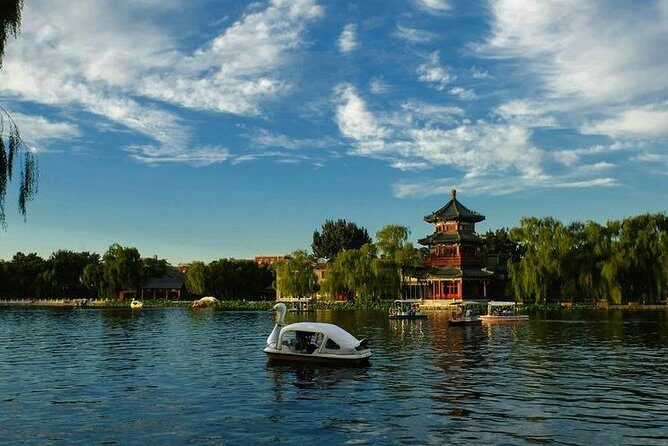 Houhai Hutong Tour: Rickshaw + Prince Gong & Soong Residences - Gong Wang Fu: Prince Gong’s Mansion, courtyards, and that 99-part detail