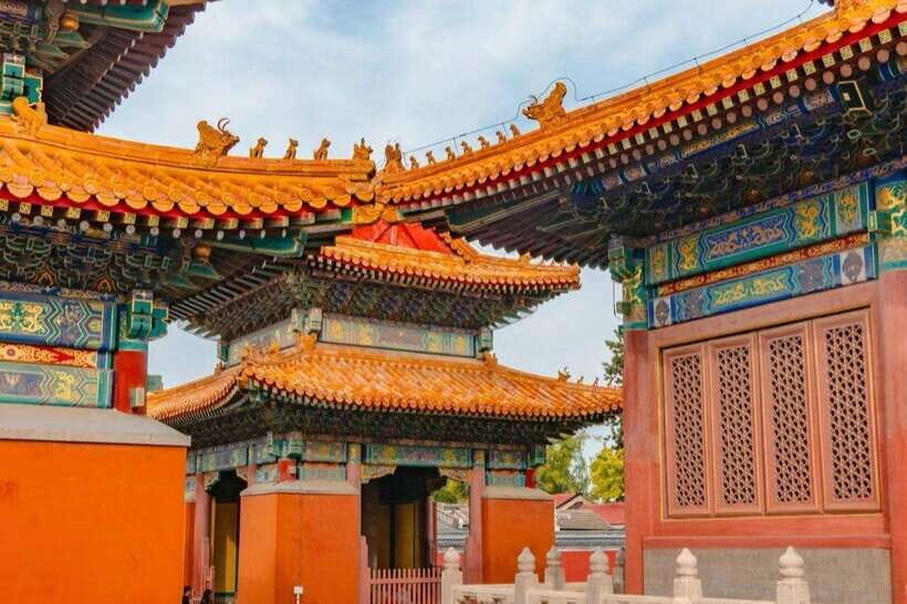 Hutong Walking Tour: Discover Real Beijing without Crowds - Where You Start: Xisi Station to a Backstreets Morning