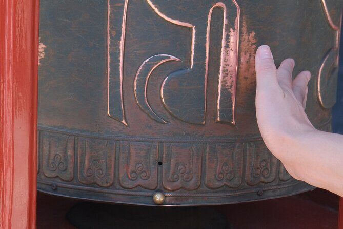 Lama Temple Tour with Tickets: Beijing's Hidden Mystical World - Hutong streets and snack time: why the walk matters