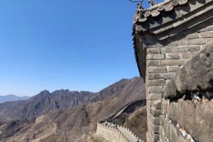 Layover Trip to Great Wall with English Driver in Beijing - The English driver: safety, communication, and real-world support