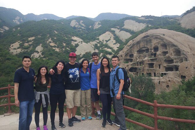 Longqingxia Gorge Cruise and Guyaju Cave Dwellings Private Day Tour - Walking reality check: comfort, steps, and cold-weather planning