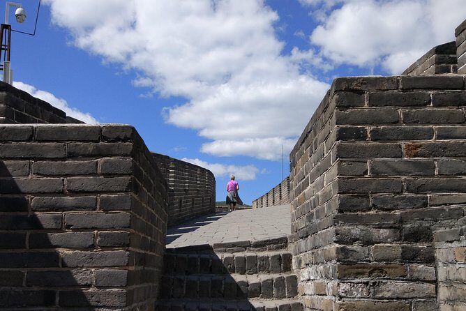 Mini Group: Half-Day Great Wall at Mutianyu Hiking Tour - What the guide actually adds (and why it matters)
